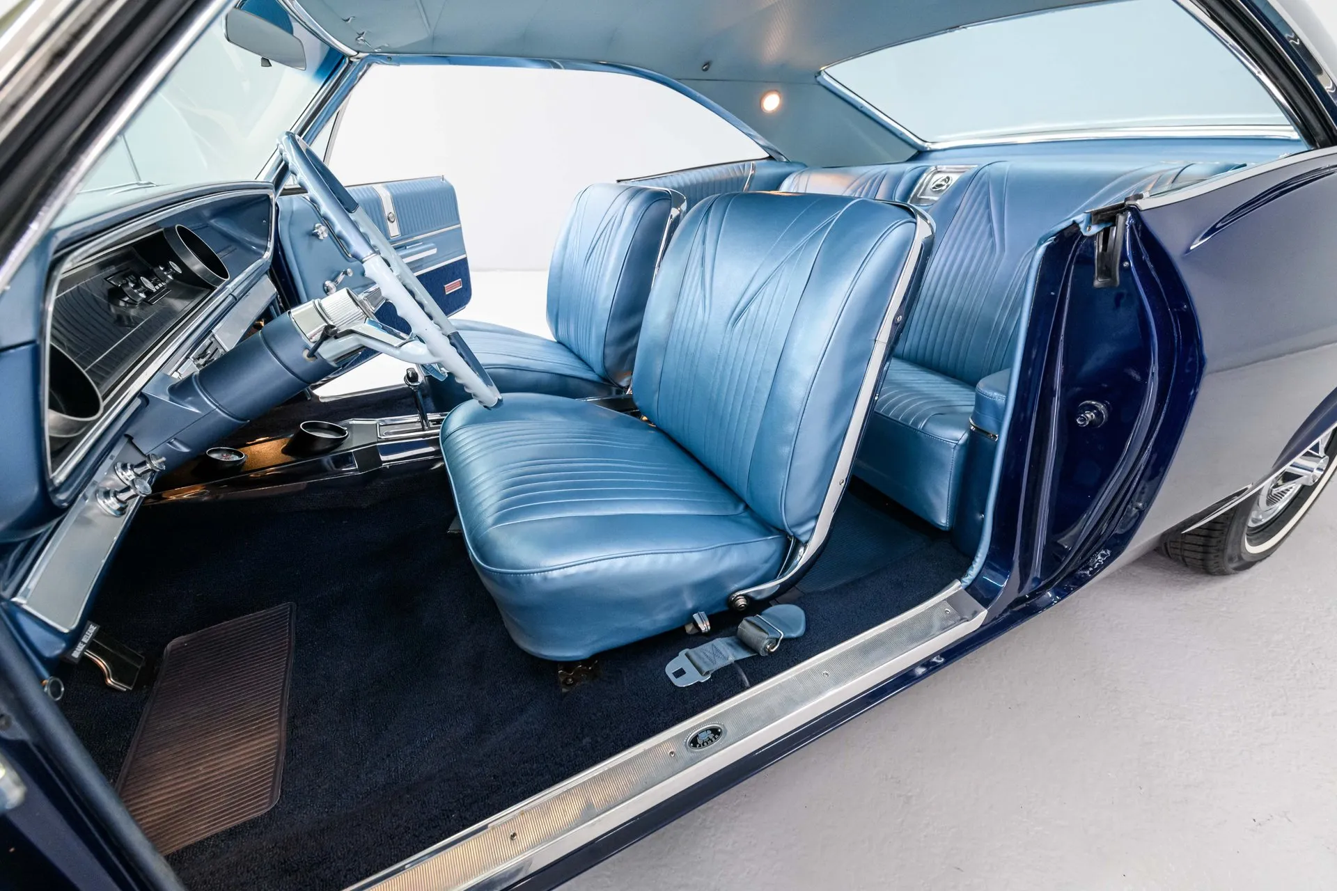 1965 chevrolet impala ss image 1
